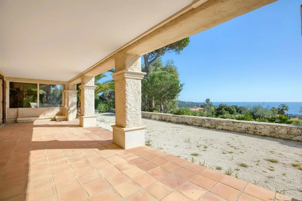  vendre  Proprit/chteau Les Issambres (83380)