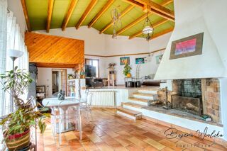  Villa à vendre 7 pièces 220 m²