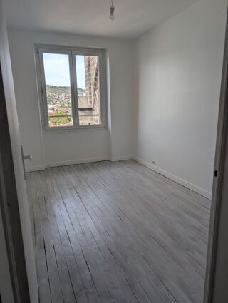  Appartement à louer 3 pièces 66 m²