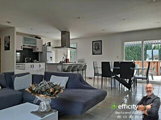  Villa à vendre 6 pièces 147 m²