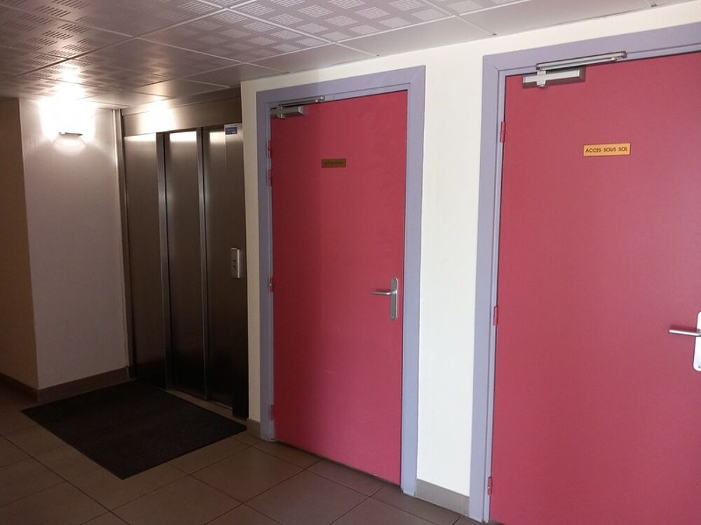Dpt Seine Maritime (76), à vendre ROUEN studio 24m² IDEAL INVESTISSEUR LOCATAIRE EN PLACE