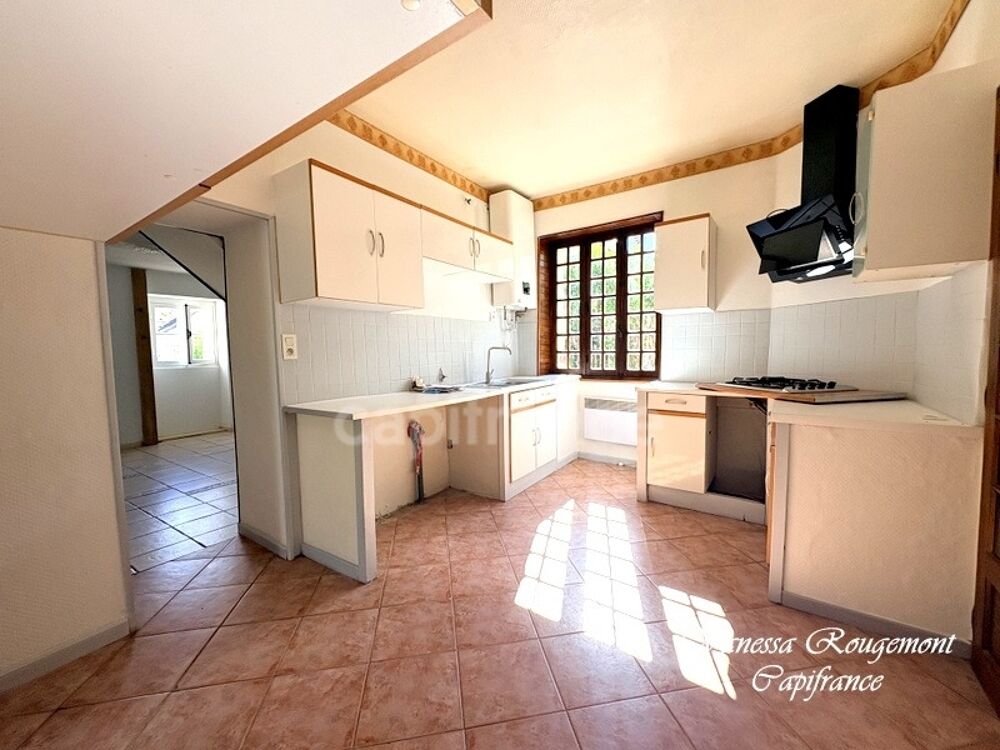 Maison à vendre 4 pièces LAROCHE SAINT CYDROINE (89)
