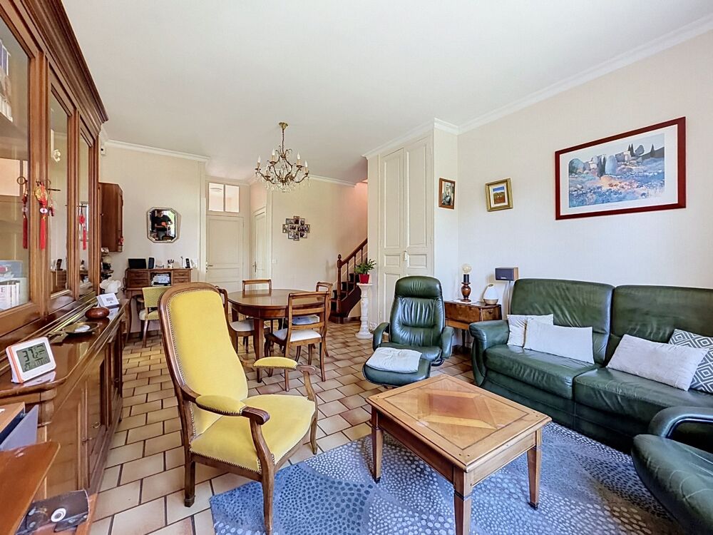 Maison à vendre 5 pièces TOURS, quartier Rabelais Bretonneau Saint Eloi, rue Victor Hugo, 4 chambres, jardin et accès voiture