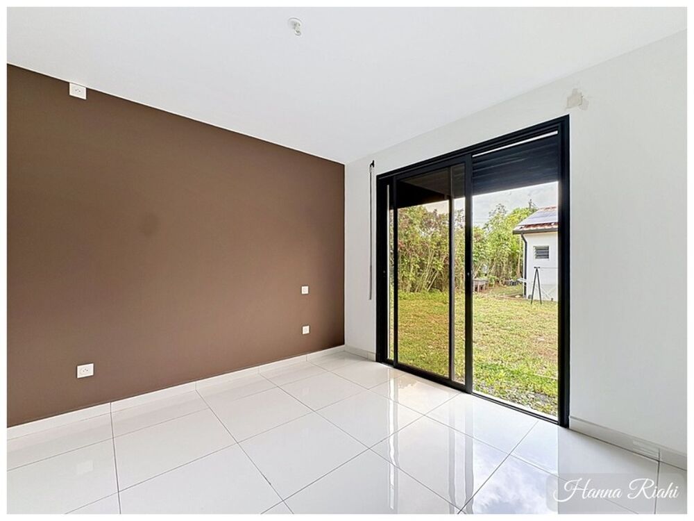 Vente Maison Maison à vendre 4 pièces BAIE MAHAULT (971) Baie mahault