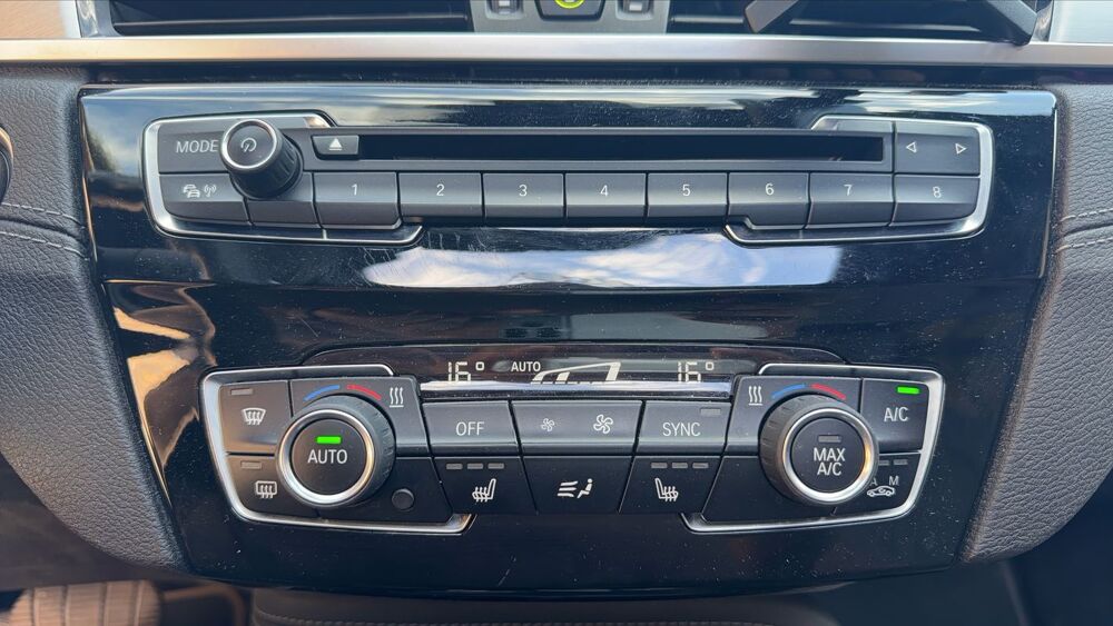 X1 (F48) sDrive 16d 116 BVA7 Xline - Automatique Toit ouvrant 2020 occasion 91540 Mennecy