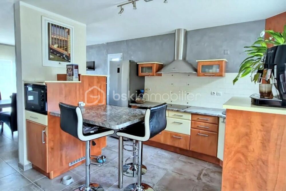 Vente Maison EN EXCLUSIVITÉ – MAISON FAMILIALE DE 175 M² À SAINT-DIDIER proche de l'axe rennes-paris, gare, sans vis à vis Saint didier