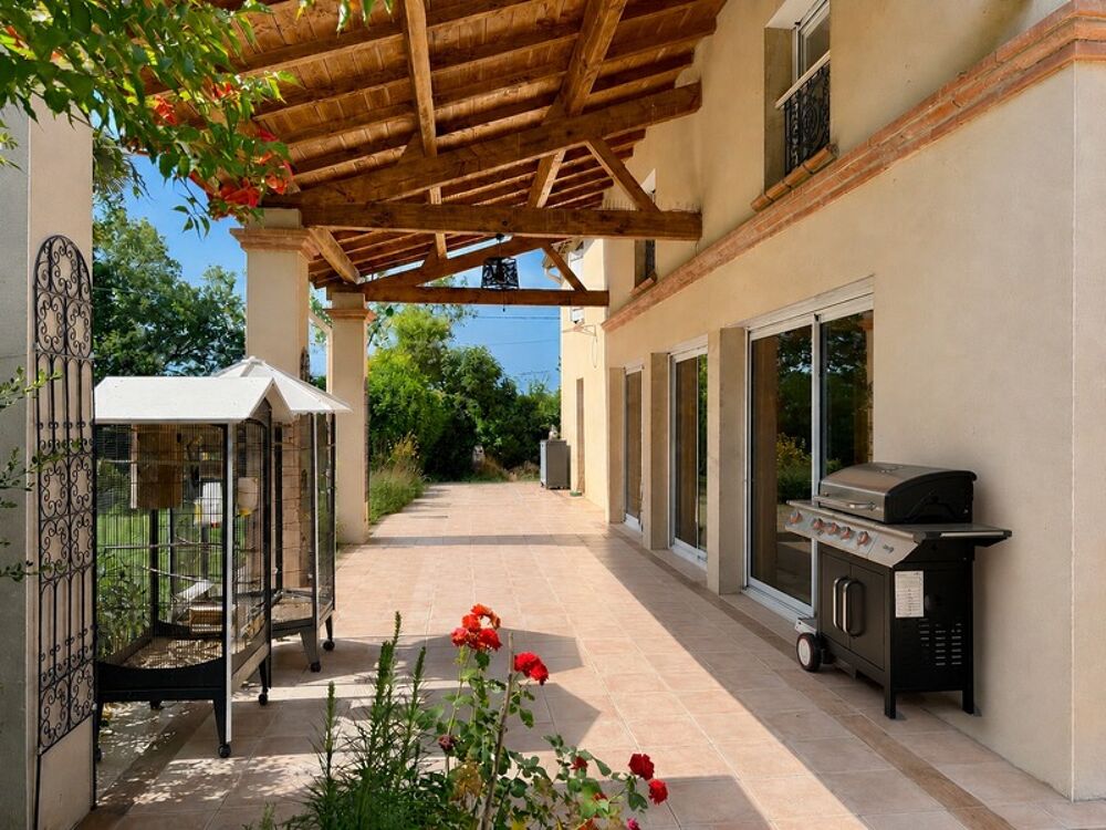 Vente Maison MAISON T6 240 M2 Montvalen