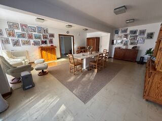  Immeuble � vendre 15 + pi�ces 423 m�