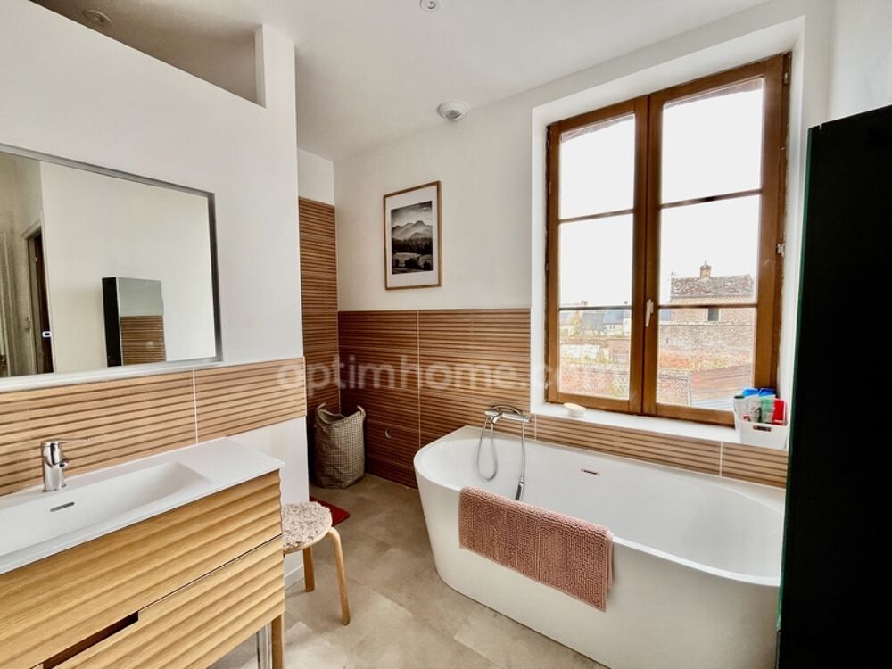 Vente Maison Maison de caractère en briques – 146 m² – Jardin intimiste – Combles aménageables – Centre-ville de Marle Marle
