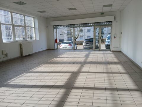 A LOUER - LOCAL COMMERCIAL 1556 25000 Besancon