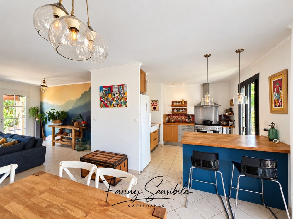 Vente Maison Maison familiale de plain-pied 6 pièces - piscine et jardin env 700 m2 Trets