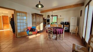  Propriété/château à vendre 6 pièces 130 m²