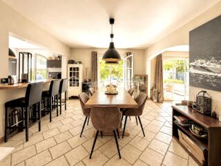  Villa à vendre 6 pièces 160 m²