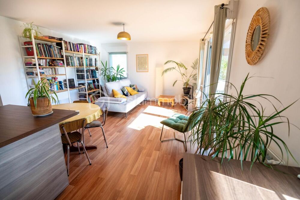 Appartement lumineux avec terrasse au coeur de Vezin