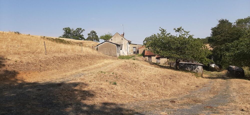 FERMETTE A RÉNOVER AVEC SES DÉPENDANCES, SUR 2,7 HA DE TERRAIN DANS CADRE BUCOLIQUE