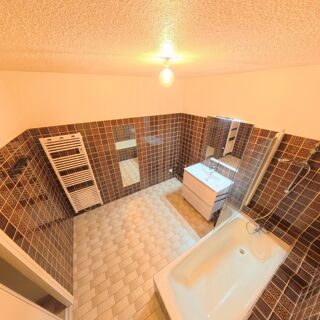  Appartement � vendre 4 pi�ces 95 m�