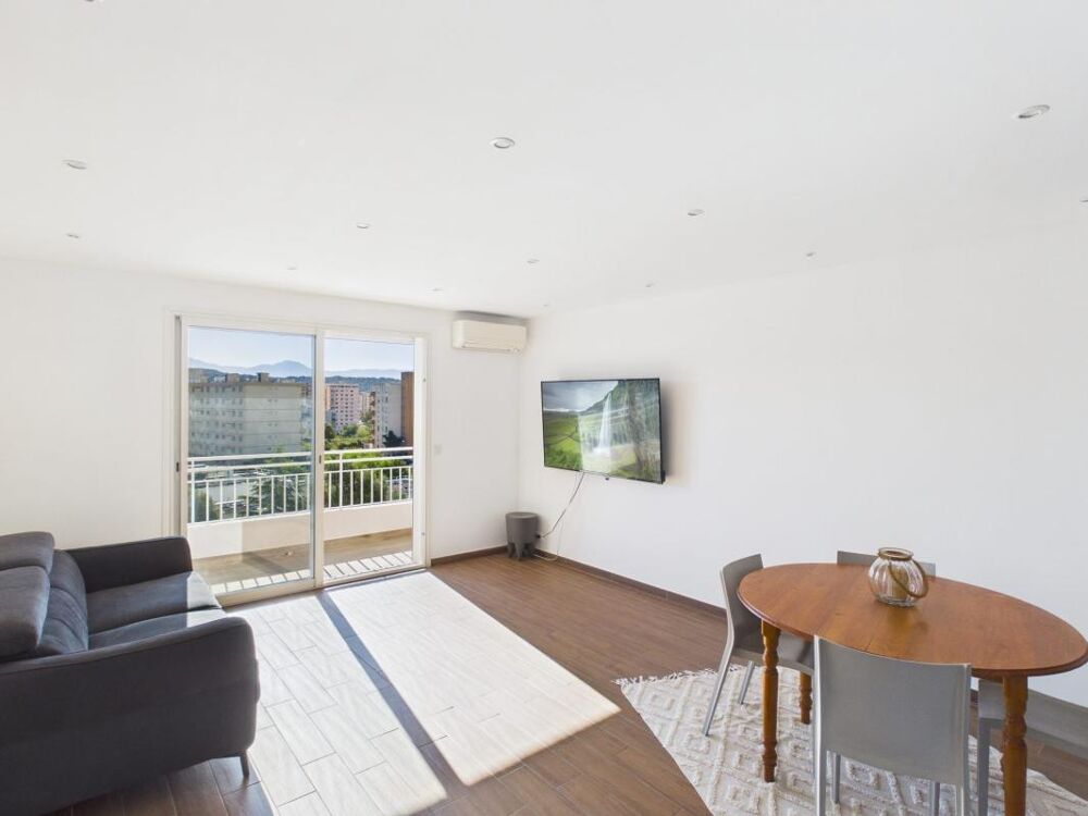 Vente Appartement A VENDRE F3 RENOVE AVEC TERRASSE FINOSELLO Ajaccio