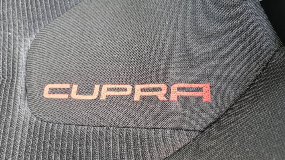 Leon Cupra II 2.0 TSI 240 - Premi&egrave;re main Entretien constructeur 2009 occasion 69340 Francheville