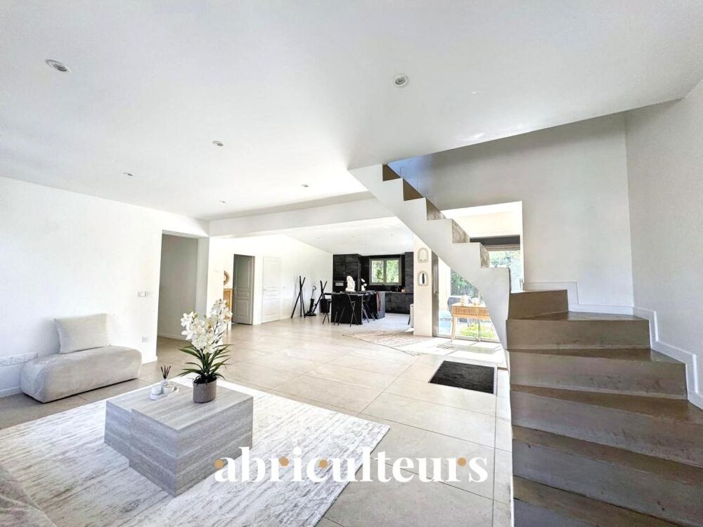 Maison familiale indépendante de 116 m²  5 pièces  Le Plessis-Bouchard