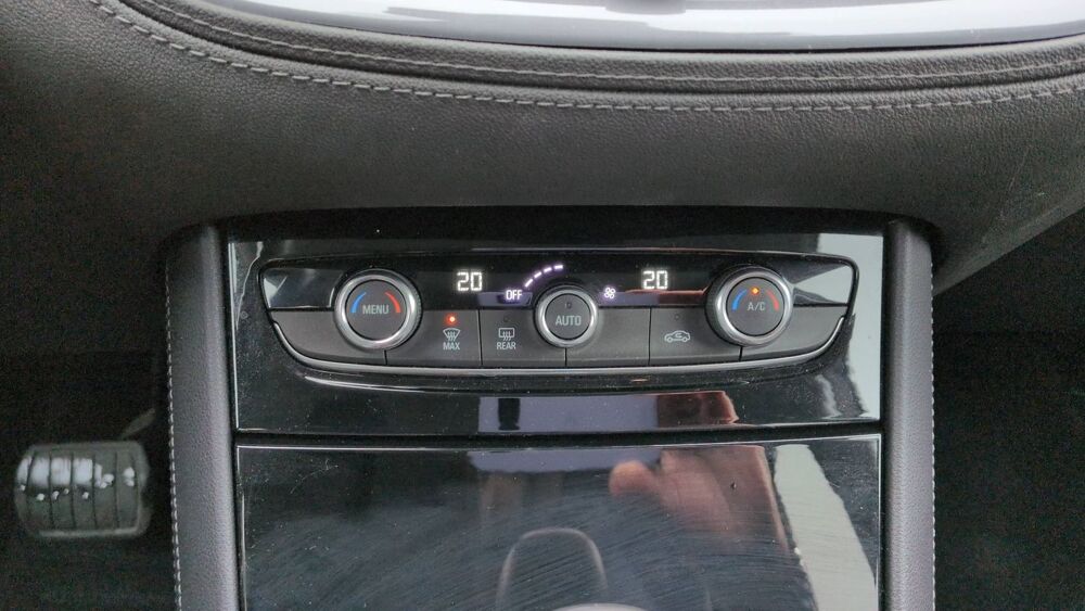 Grandland x 1.2 Turbo 130 EAT8 Design Line - Automatique 2019 occasion 56000 Vannes