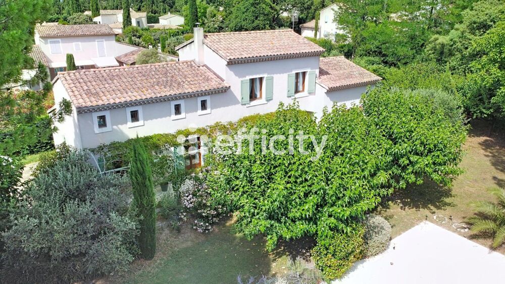 à vendre  Villa Saint-Rémy-de-Provence (13210)