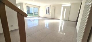  Propriété/château à vendre 10 pièces 181 m²