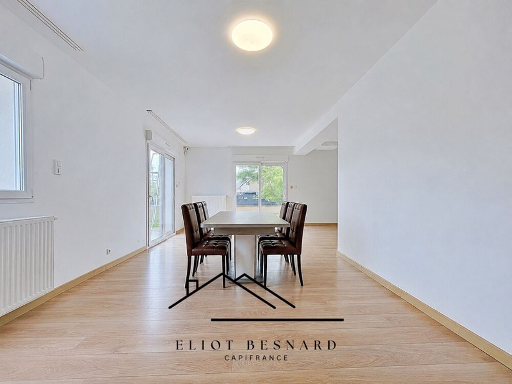 SITUÉE PROCHE DE MONDEVILLE, belle maison familiale 200 m2, 6 chambres avec vie de plain-pied, au calme écoles et commerces à pr
