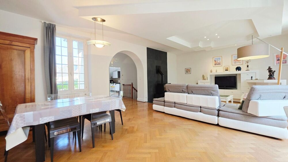 Vente Maison BOURGES CENTRE MAISON DE 191M² 6 PIECES GARAGE JARDIN Bourges