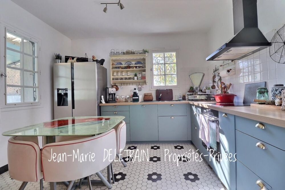 Vente Maison GENSAC ? Maison traditionnelle sur 2 800 m² arborés, sous-sol complet et hangar camping-car, centre du village à pied Gensac