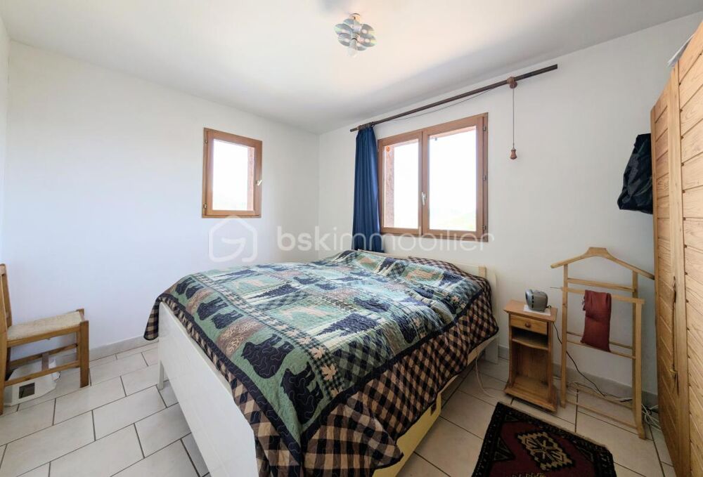 � vendre  Propri�t�/ch�teau Liausson (34800)