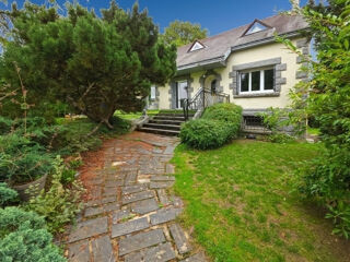  Maison � vendre 9 pi�ces 210 m�