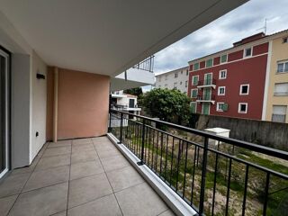  Appartement à louer 2 pièces 39 m²