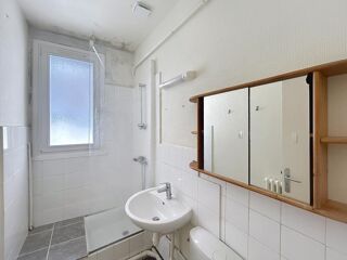  Appartement à louer 2 pièces 41 m²