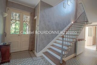  Maison � vendre 9 pi�ces 201 m�