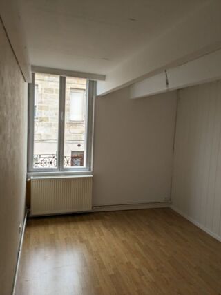  Appartement à louer 2 pièces 39 m²