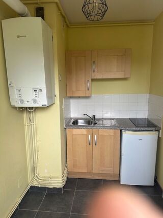  Appartement à louer 1 pièce 35 m²