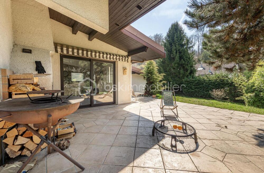 Maison individuelle 291m² avec jardin et garage ANNECY LE VIEUX