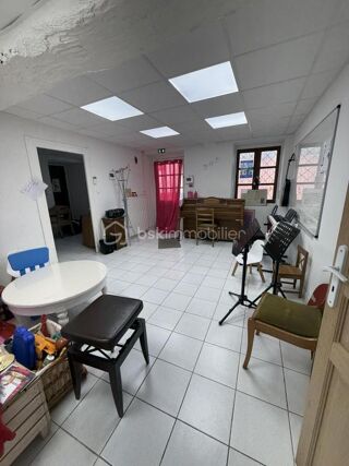  Immeuble à vendre 12 pièces 244 m²