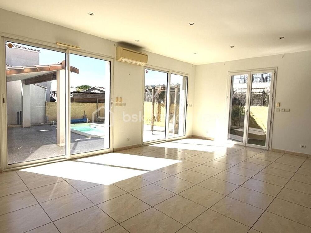 Vente Villa A deux pas du centre et au calme villa familiale T4 3 chb en très bon état avec piscine chauffée Frontignan