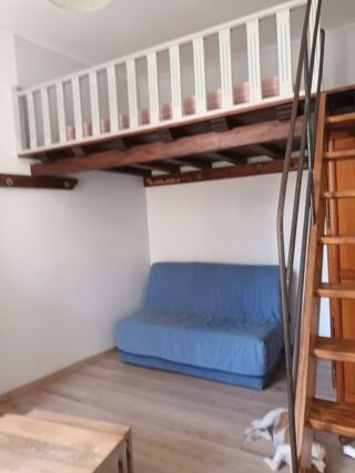  Appartement à louer 1 pièce 28 m²