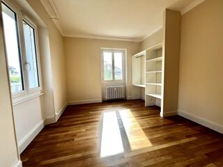  Appartement  louer 4 pices 106 m