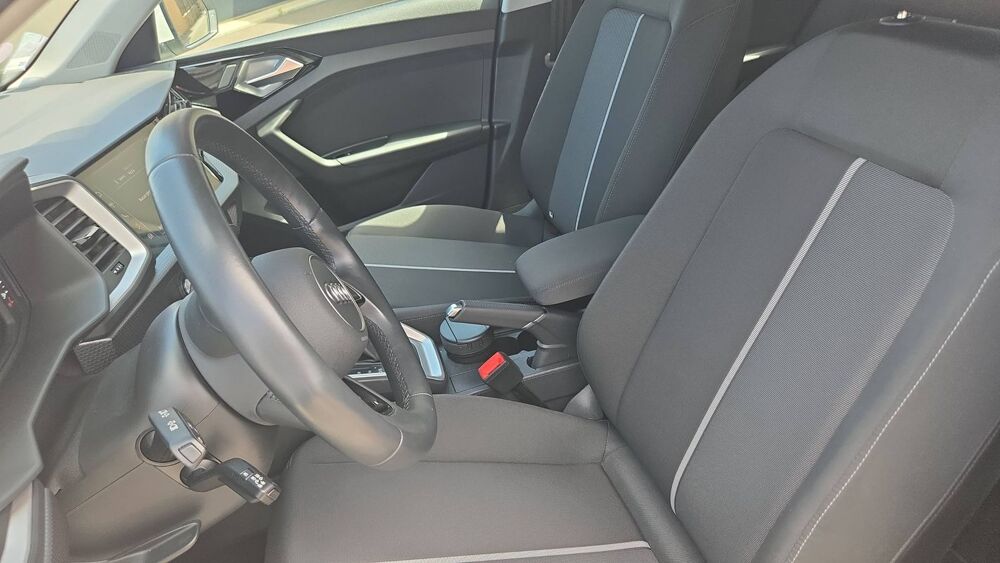 A1 30 TFSI 110 S-Tronic7 Design - Automatique 2020 occasion 35400 Saint Malo