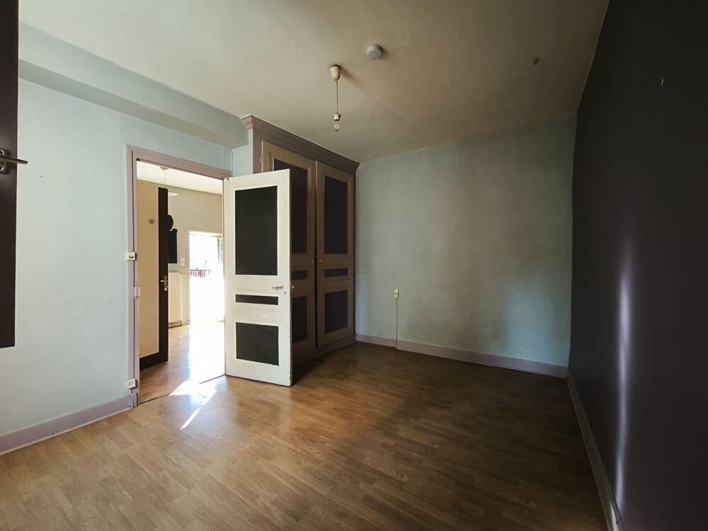 Maison de ville à fort potentiel  65,69 m² habitables + balcon+ sous-sol de 46 m²  Grigny-sur-Rhône