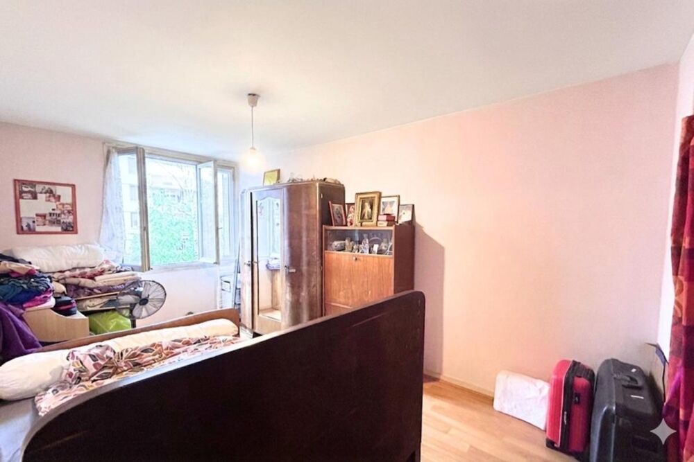 Vente Appartement Appartement à vendre 2 pièces LYON 8EME ARRONDISSEMENT (69) - BALCON - PARKING - CAVE - PROCHE DES COMMODITES Lyon 3