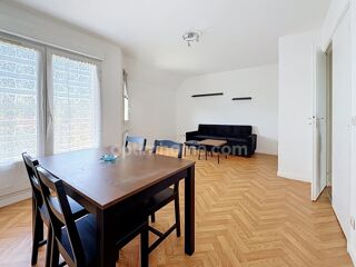  Appartement à louer 2 pièces 51 m²