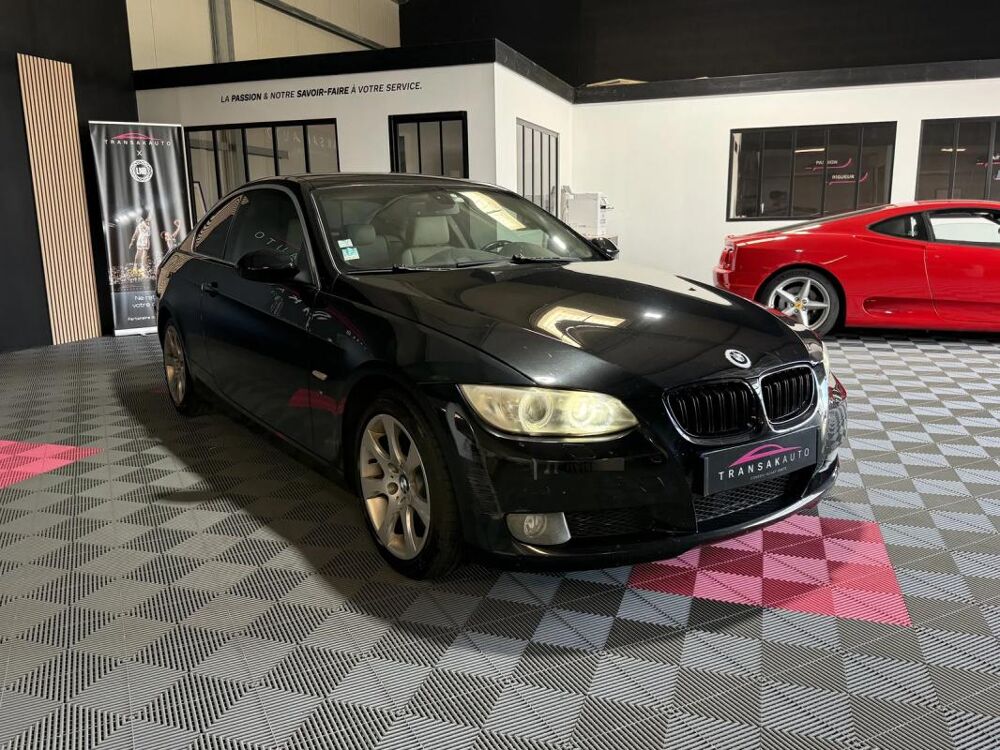 S&eacute;rie 3 (E92) Coup&eacute; 330i 3.0 i 272cv Bo&icirc;te auto LUXE 2009 occasion 85190 Venansault