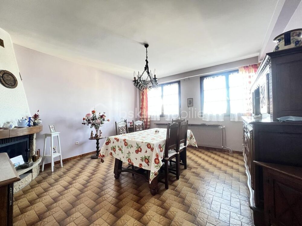MAISON FAMILIALE 127 m² NON MITOYENNE / 600 m² DE TERRAIN 7 PIECES /5 CHAMBRES