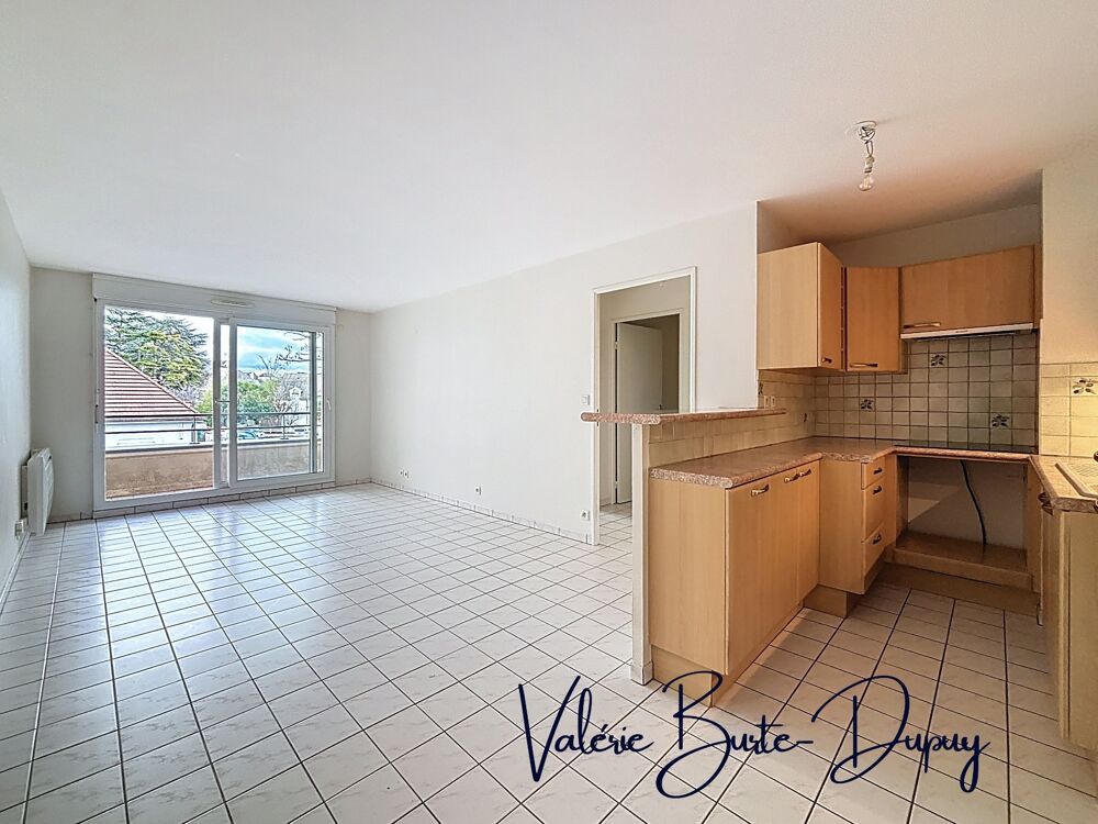 ORLEANS Saint Marceau-Lycée St Charles Appartement T2 47m2 avec terrasse et garage