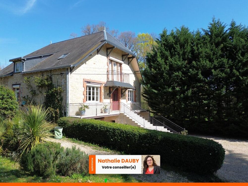 Vente Maison Maison de charme, dans son parc clos, 199m² Ruffec