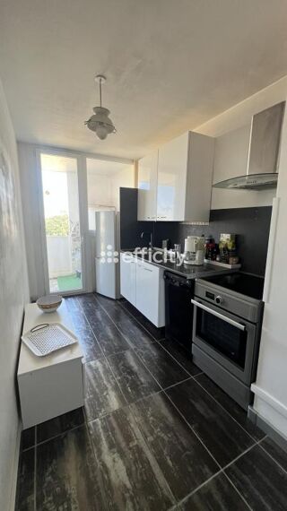  Appartement  vendre 4 pices 79 m